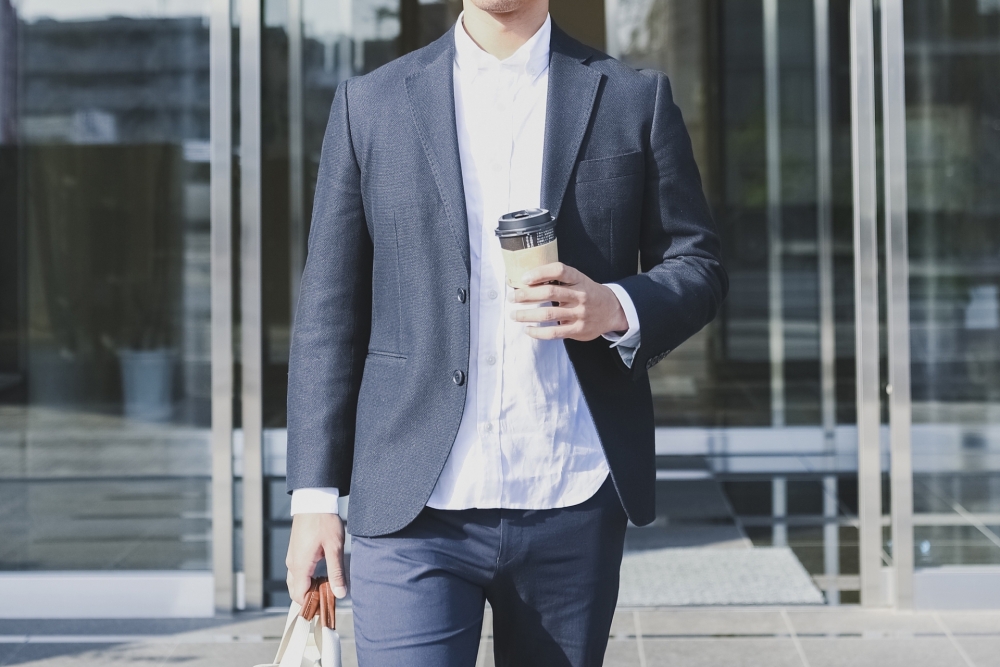 男性公務員の服装規定